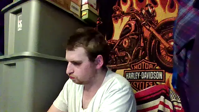 Snapshot of sexaddict_2424 chatting on November 2, 2:14 am sexaddict 2424 online show from November 2, 2:14 am