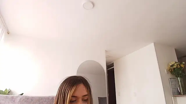 vianca cruzz online show from March 7, 2:45 pm