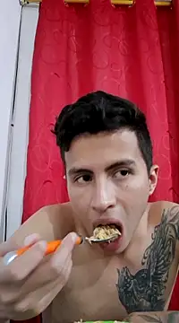 Snapshot of Velk_hot chatting on December 2, 1:36 am Velk hot online show from December 2, 1:36 am