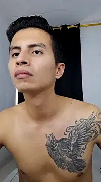 Snapshot of Velk_hot chatting on December 16, 9:20 pm Velk hot online show from December 16, 9:20 pm