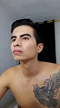 Snapshot of Velk_hot chatting on December 18, 3:04 am Velk hot online show from December 18, 3:04 am