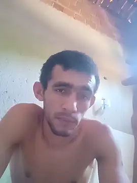 Snapshot of Treloso21 chatting on February 18, 4:14 pm Treloso21 online show from February 18, 4:14 pm