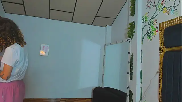 Snapshot of fulfill_fantasies1 chatting on November 16, 8:36 pm fulfill fantasies1 online show from November 16, 8:36 pm