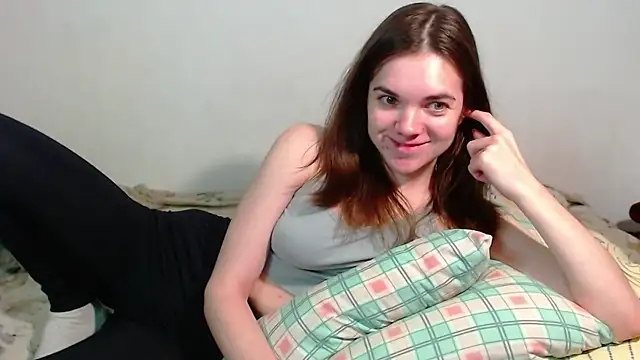 SallyMkn online show from March 27, 5:56 pm