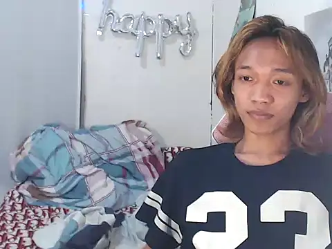 imtwinky online show from March 14, 2:11 pm