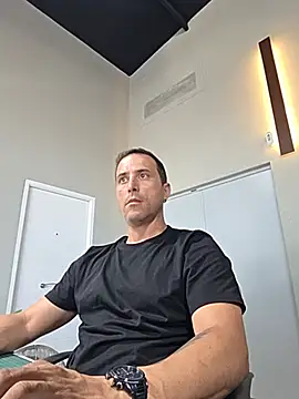 Lucas   81 online show from June 8, 6:30 pm