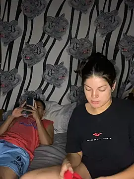 Snapshot of Romax2 chatting on January 21, 4:54 am Romax2 online show from January 21, 4:54 am