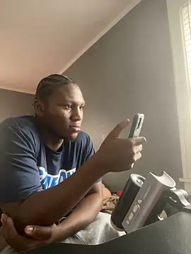 Festivitiesking1 online show from November 24, 7:46 pm