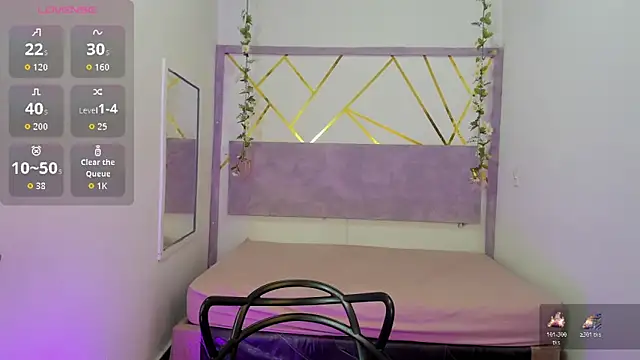 Snapshot of IvyBliss8 chatting on December 16, 4:12 pm IvyBliss8 online show from December 16, 4:12 pm