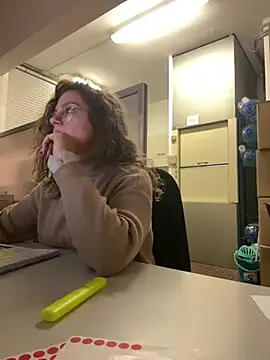 Snapshot of ItalianiMuli chatting on January 27, 4:33 pm ItalianiMuli online show from January 27, 4:33 pm