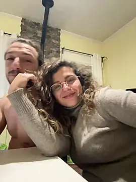 Snapshot of ItalianiMuli chatting on February 28, 10:06 pm ItalianiMuli online show from February 28, 10:06 pm