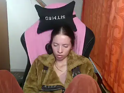 sweetdam12 online show from December 7, 1:36 am