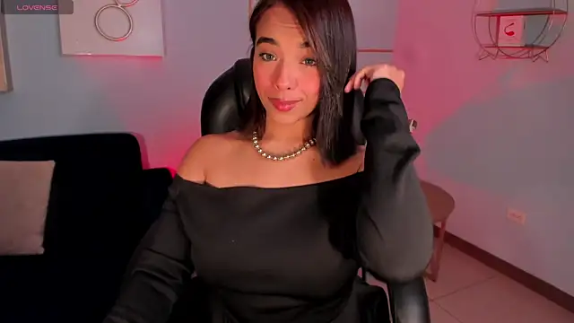 CarlaSmithX online show from February 20, 4:07 am