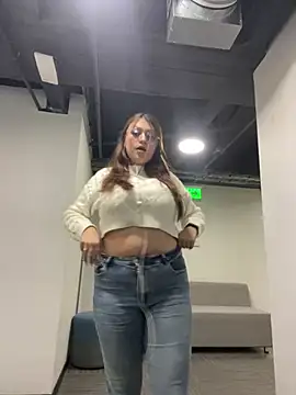 sweet valery21 online show from March 14, 2:41 pm