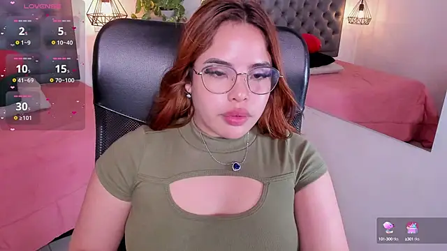Snapshot of martina_monrohe chatting on February 11, 10:50 pm martina monrohe online show from February 11, 10:50 pm