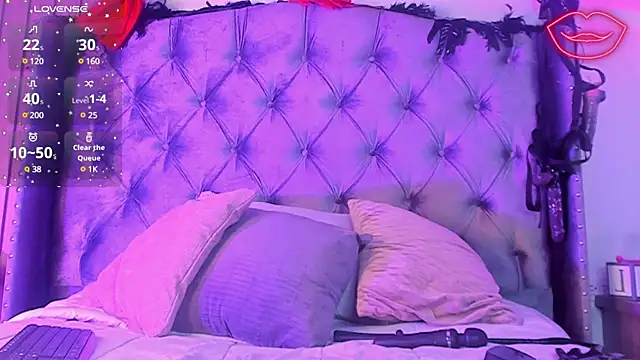 Molenna queenn online show from December 12, 11:03 pm