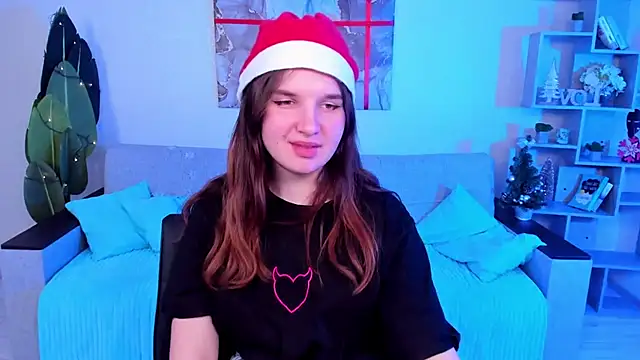 BonneyLove online show from December 17, 8:21 pm