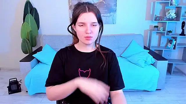 Snapshot of BonneyLove chatting on March 2, 10:16 pm BonneyLove online show from March 2, 10:16 pm