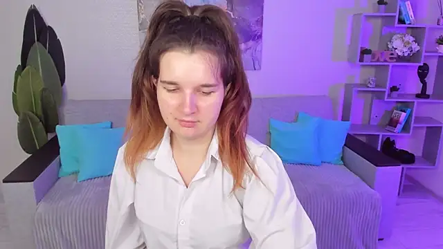 BonneyLove online show from September 11, 2:17 pm