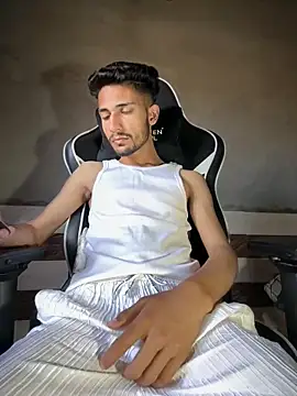 AjaxStar online show from April 6, 11:00 am