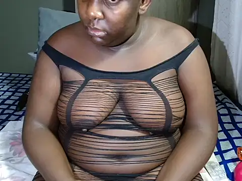Snapshot of WetwetPussy31 chatting on July 3, 4:30 am WetwetPussy31 online show from July 3, 4:30 am