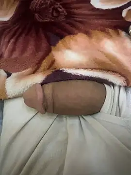 Snapshot of hamed-697 chatting on February 20, 4:25 pm hamed-697 online show from February 20, 4:25 pm