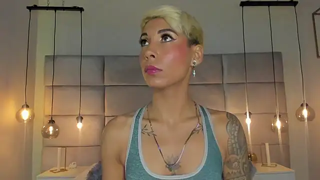 MiaMorgan  online show from January 3, 12:08 pm