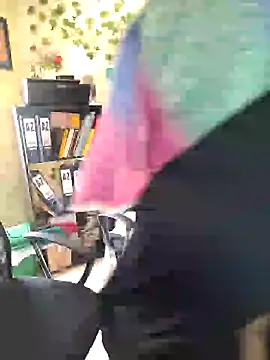 Snapshot of NAJWA-ARAB chatting on December 11, 3:15 pm NAJWA-ARAB online show from December 11, 3:15 pm