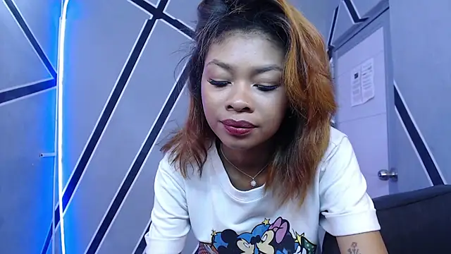 Snapshot of Perla_prg chatting on January 9, 7:50 pm Perla prg online show from January 9, 7:50 pm