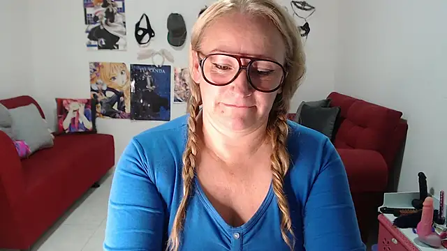 emperabigbootybigass online show from October 9, 12:19 am