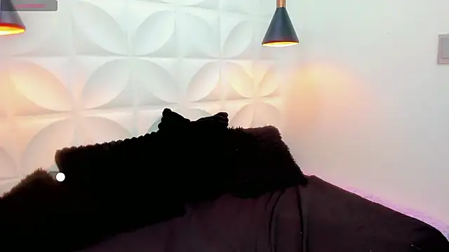 samy  milf online show from May 27, 7:22 pm