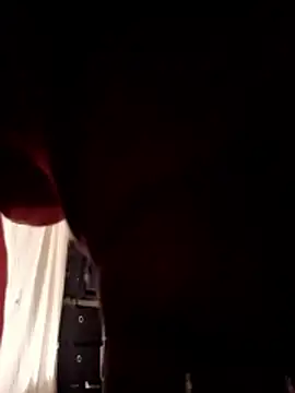 DevinToore online show from October 31, 8:48 am