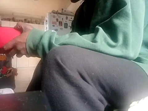 DevinToore online show from December 17, 6:58 pm