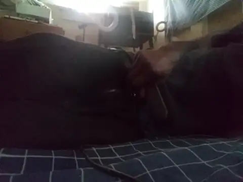 DevinToore online show from March 1, 7:05 pm