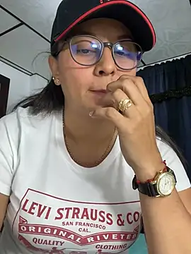 Snapshot of ANYLU19 chatting on March 8, 3:17 am ANYLU19 online show from March 8, 3:17 am