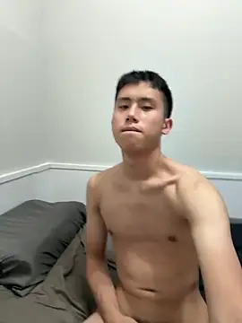 Snapshot of Benson18y chatting on November 2, 9:00 am Benson18y online show from November 2, 9:00 am