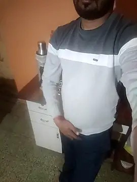 Jayesh Love online show from January 18, 6:32 pm