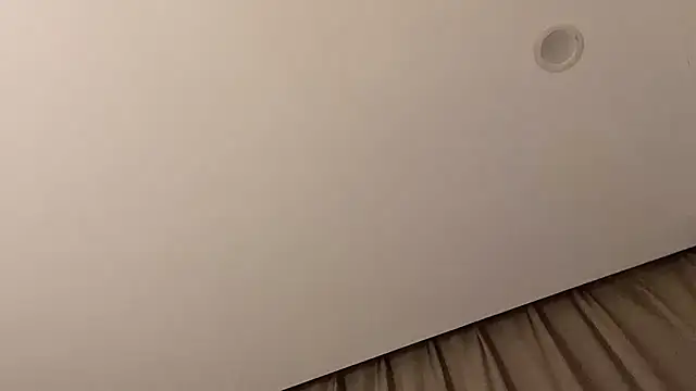 Snapshot of Arrebo1 chatting on December 15, 1:04 pm Arrebo1 online show from December 15, 1:04 pm