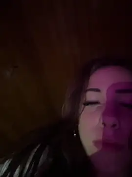 Snapshot of Katherinabby33 chatting on February 12, 5:37 pm Katherinabby33 online show from February 12, 5:37 pm
