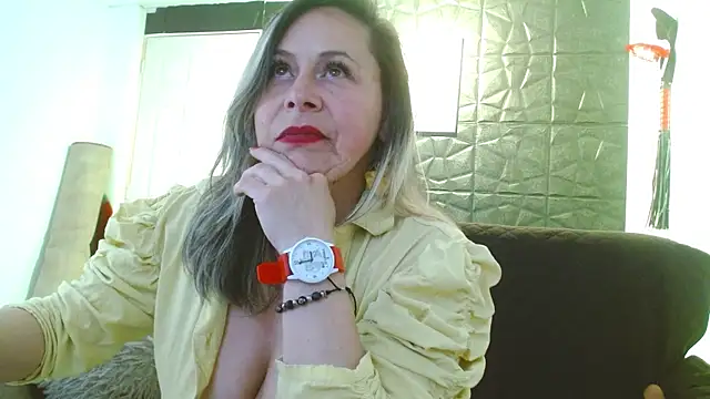 CINTHIA1609 online show from September 29, 8:02 pm