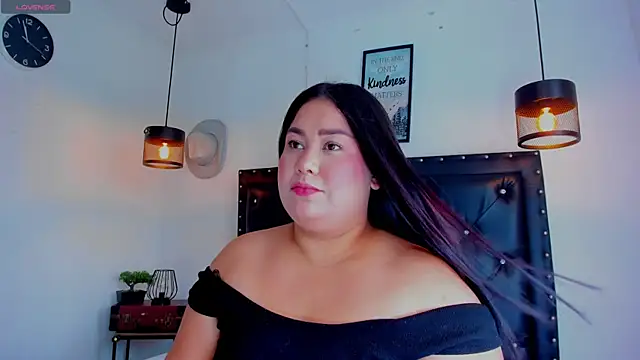 Snapshot of victoriajk chatting on July 9, 6:12 pm victoriajk online show from July 9, 6:12 pm