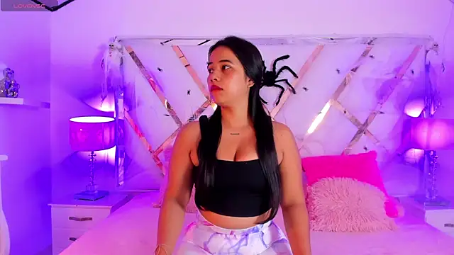 naughty  sara online show from October 17, 11:46 am