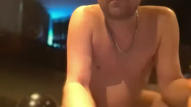 Snapshot of TonAlwayshard chatting on March 3, 5:57 am TonAlwayshard online show from March 3, 5:57 am