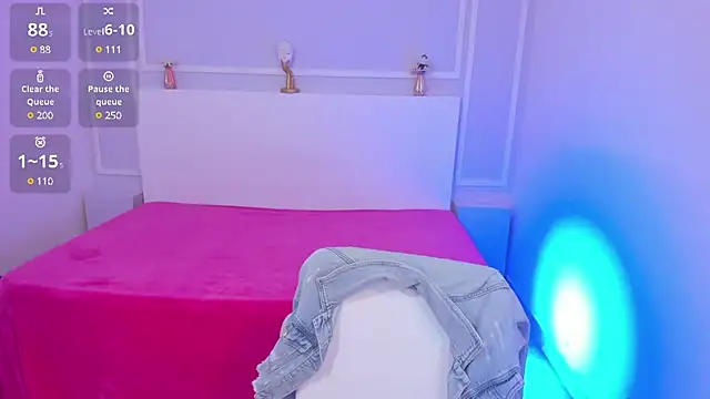 Snapshot of ScarlettWet9 chatting on January 2, 3:26 am ScarlettWet9 online show from January 2, 3:26 am