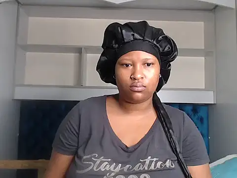 Zeeyonce696 online show from January 24, 6:35 am