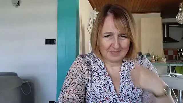 Sandcoq online show from April 10, 8:52 am