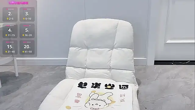 Snapshot of jiaozi-kiss chatting on October 24, 1:24 am jiaozi-kiss online show from October 24, 1:24 am