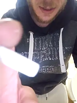 Alexxxmaster1312 online show from February 2, 9:24 pm