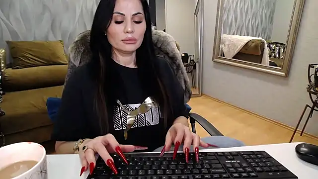 Sara Poison online show from March 29, 2:33 am