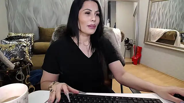 Sara Poison online show from April 14, 2:28 am